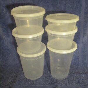 6 clear food storage containers